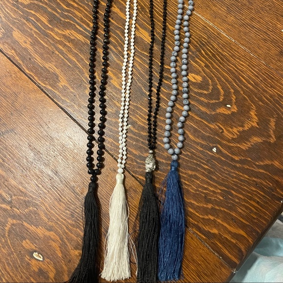 Jewelry - Beaded necklace with tassels